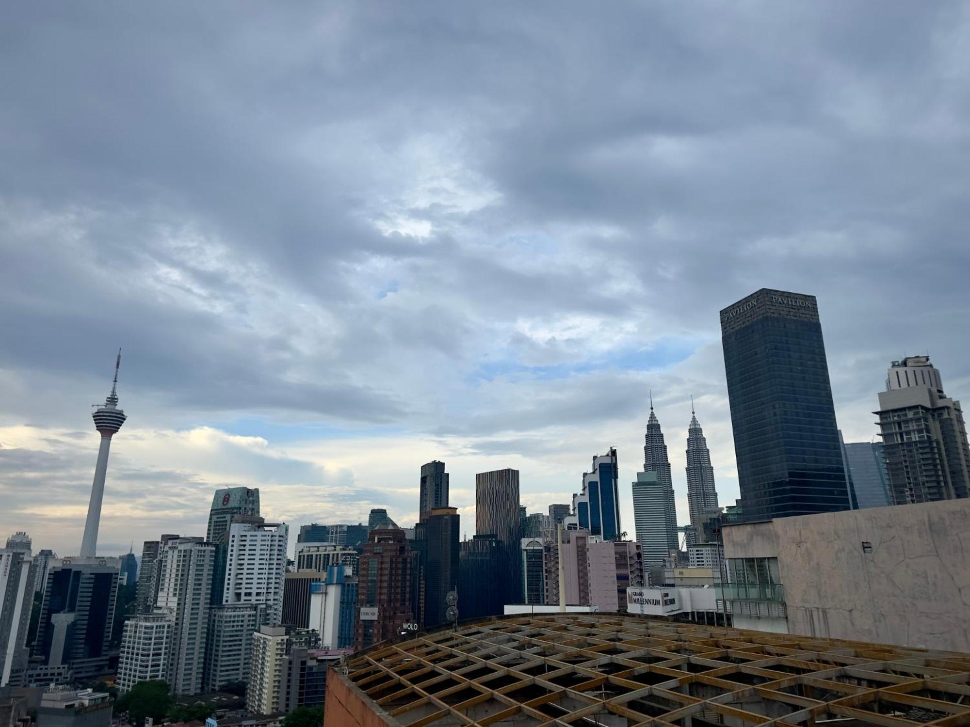Fairlane Residences By Angel Pangsapuri Kuala Lumpur